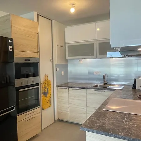 Apartament Cosy Well-equipped Cocoon Near La Rochelle Harbour *