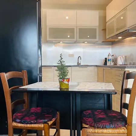 Apartament Cosy Well-equipped Cocoon Near La Rochelle Harbour *